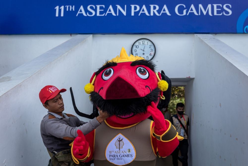 7 Potret Persiapan Laga Para Renang ASEAN Para Games 2022 di Semarang