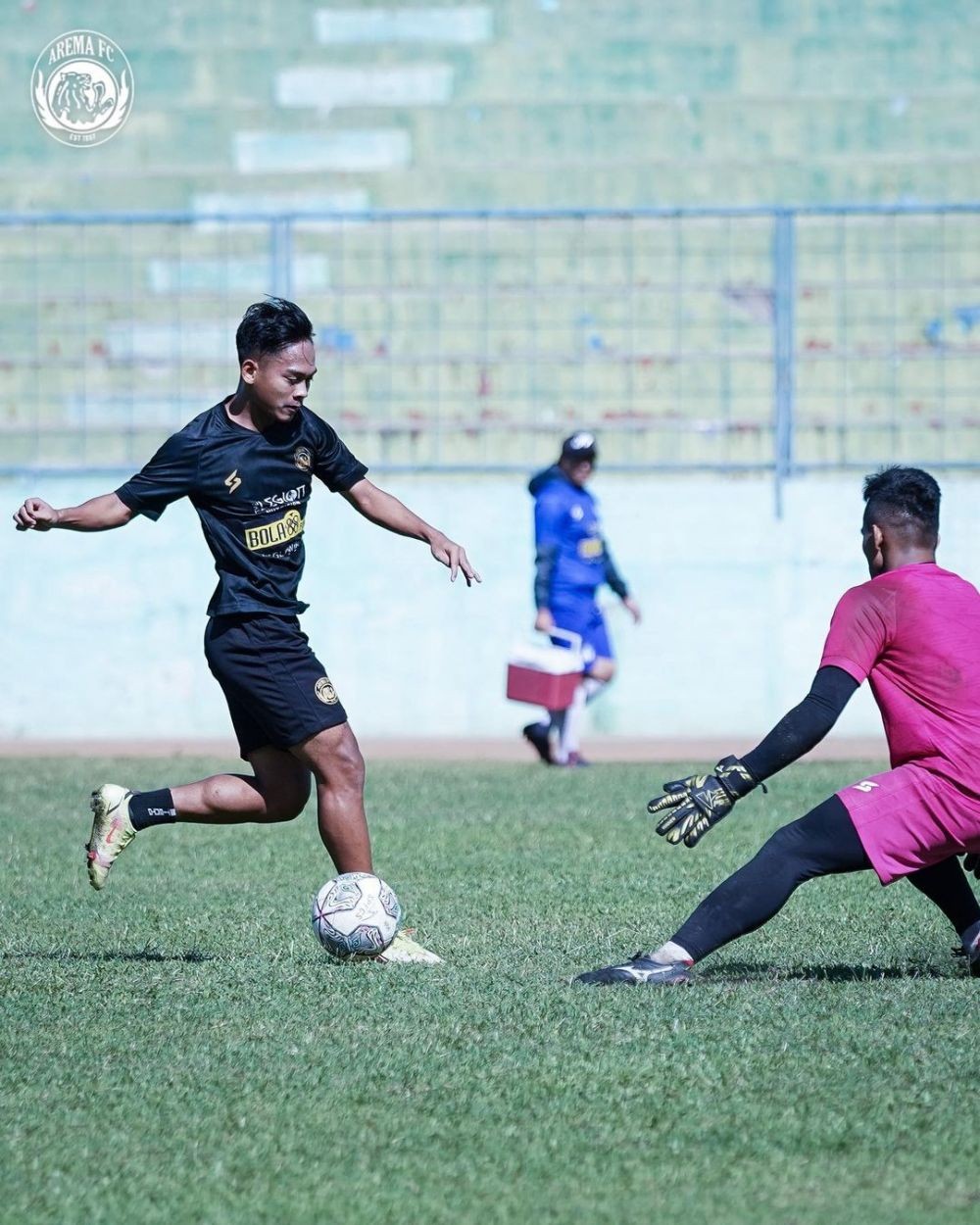 Arema FC Pinjamkan Dua Pemain Agar Dapat Jam Terbang