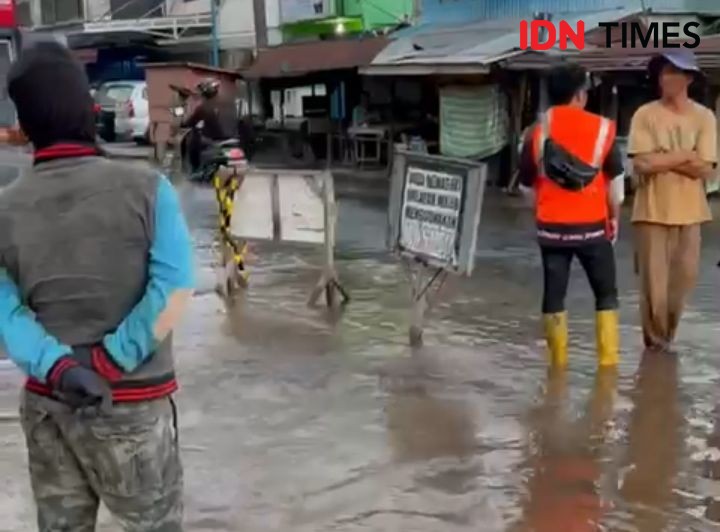 Bencana Banjir Rob dan Hujan Lebat Mengancam Kota Banjarmasin