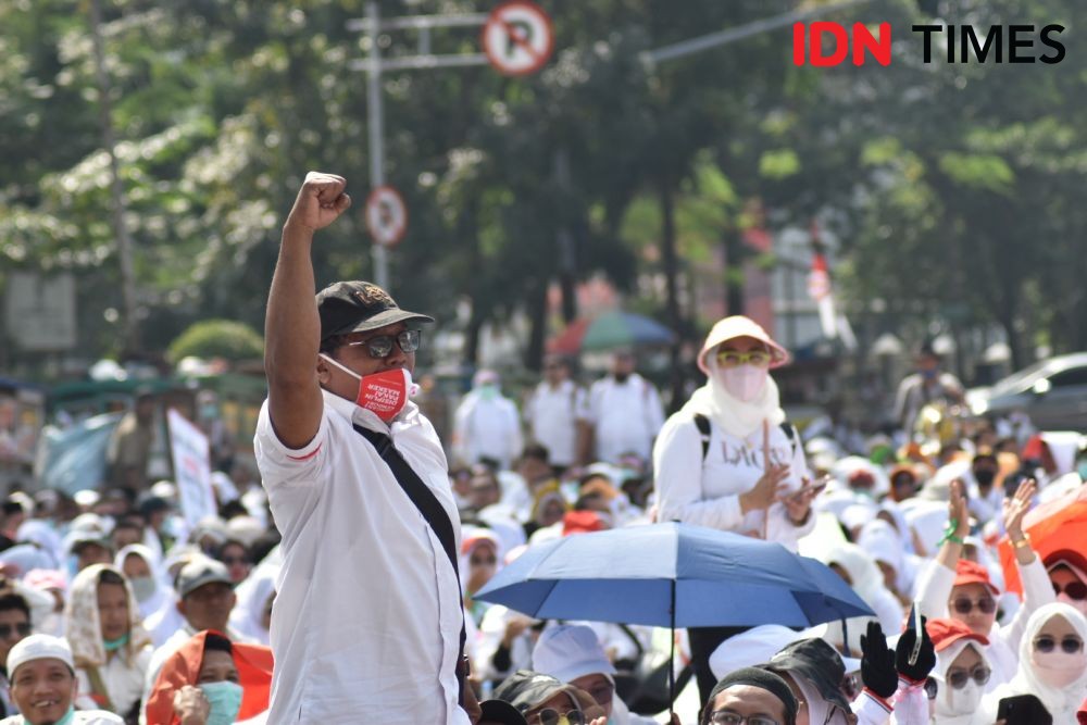 Dikirimkan ke Jokowi, Ini 5 Poin Tuntutan Nakes Honorer di Jabar 