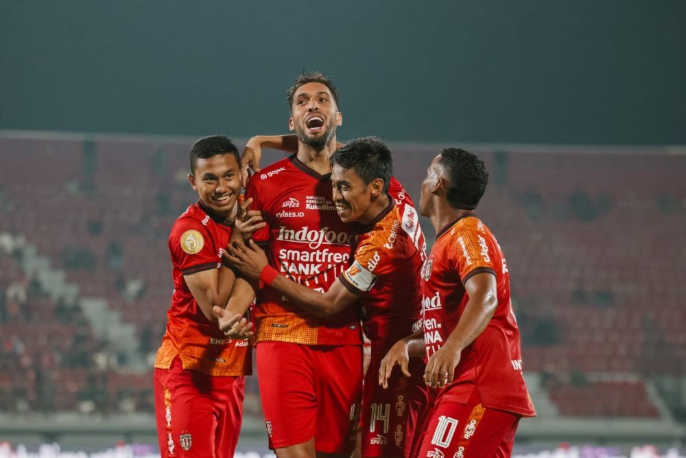 Selebrasi Tutup Telinga, Spaso Jawab Kritikan Fans dengan 2 Gol