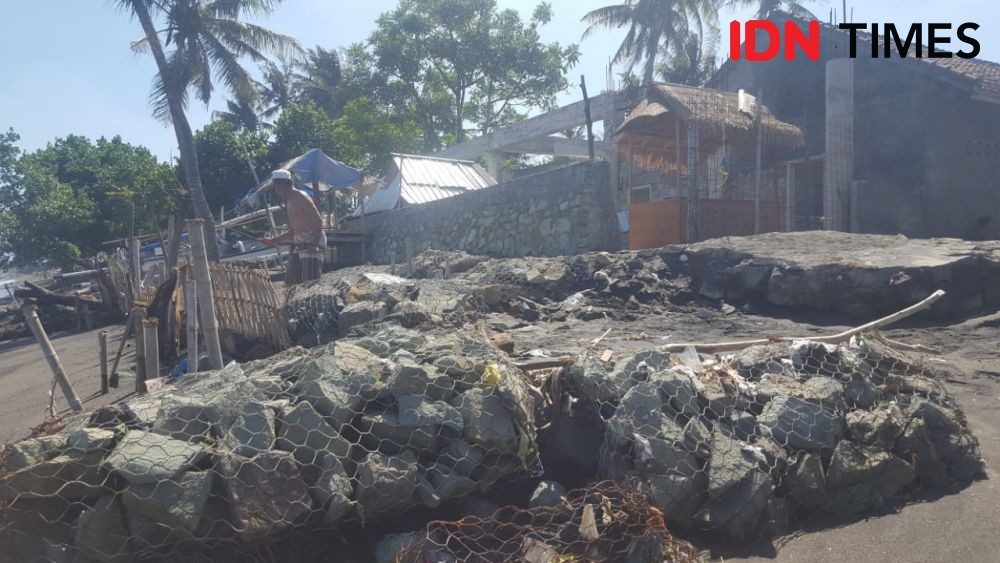Bencana Abrasi Hantui Warga Mataram hingga Gili Trawangan