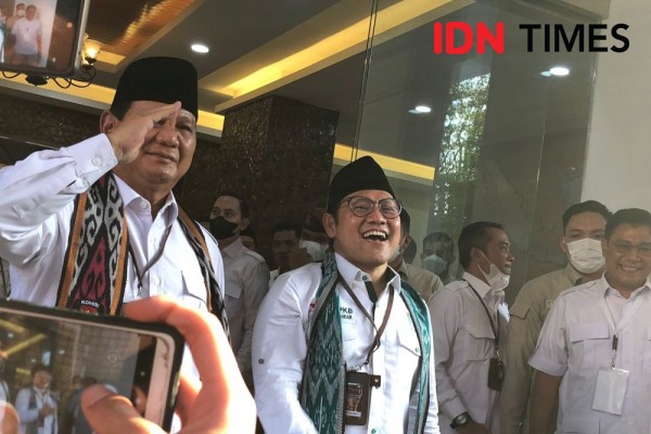 Pantun Jenaka Cak Imin Puji Prabowo di KPU, PKB-Gerindra Bak Pacaran