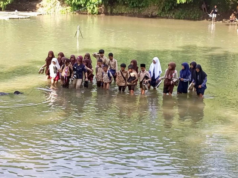 Ridwan Kamil Minta Bupati Cianjur Perhatikan Akses Sungai Ciujung