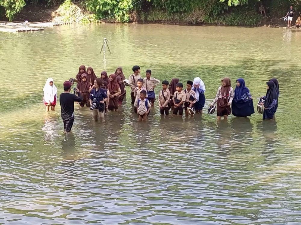 Ridwan Kamil Minta Bupati Cianjur Perhatikan Akses Sungai Ciujung