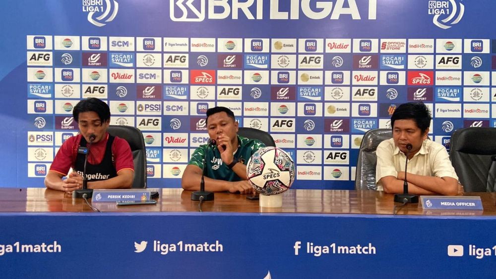 Jelang Lawan Borneo FC, Javier Roca Dikabarkan Mundur