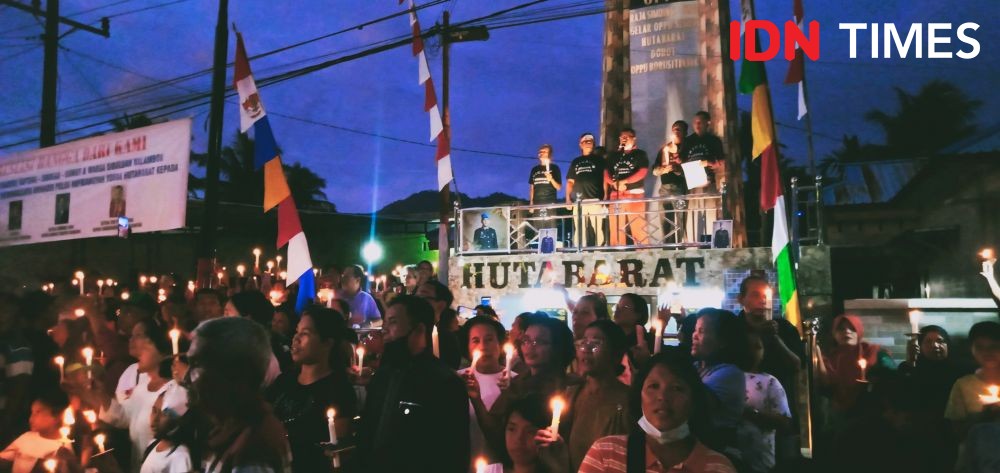 Aksi Seribu Lilin Marga Hutabarat di Tapteng untuk Brigadir J