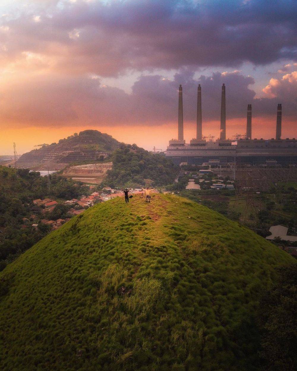 Wisata Bukit Di Pulau Jawa Untuk HUT Kemerdekaan Indonesia