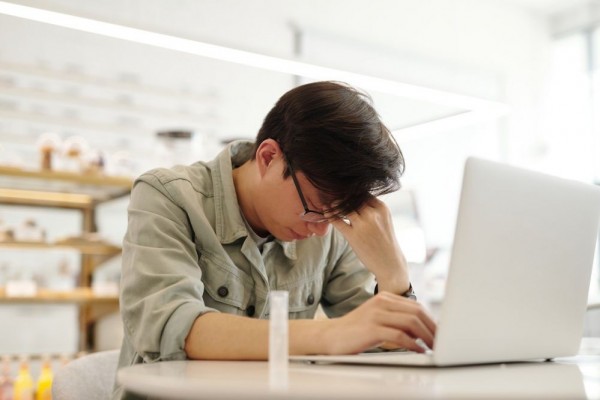Tension Headache (Sakit Kepala Tegang): Gejala, Pengobatan