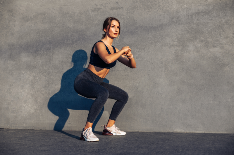 7 Manfaat Squat Jump yang Baik untuk Kesehatan Tubuh