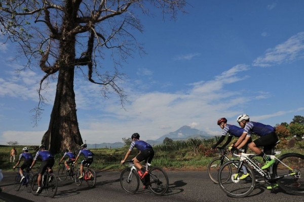 Ratusan Pesepeda Gowes ke Purwokerto untuk Kenang Tokoh Polisi Bambang Soeprapto