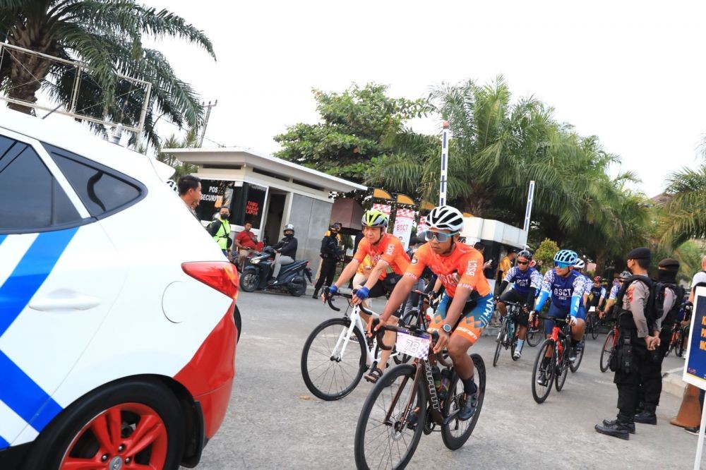 Ratusan Pesepeda Gowes ke Purwokerto untuk Kenang Tokoh Polisi Bambang Soeprapto