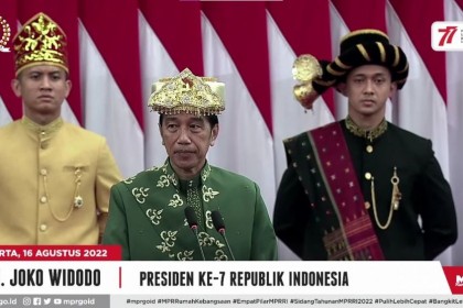 Jokowi Pamer Ekonomi RI Tumbuh Berhasil Kendalikan Inflasi