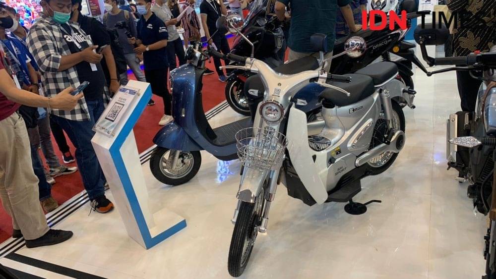 Data Penjualan Motor November 2022, Pecah Rekor!