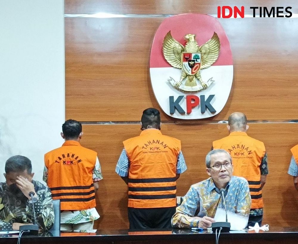 KPK Tahan 4 Pegawai BPK Sulsel, Ini Perannya