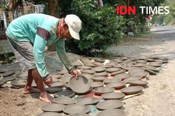 Melihat Cobek Buatan Warga Lamongan yang Tembus Pasar Luar Negeri