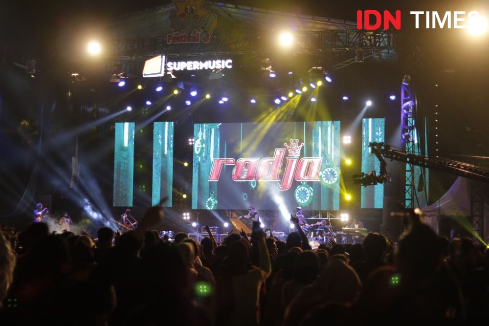[FOTO] Menikmati Serunya Phiporia Festival Edisi Perdana, Pecah!
