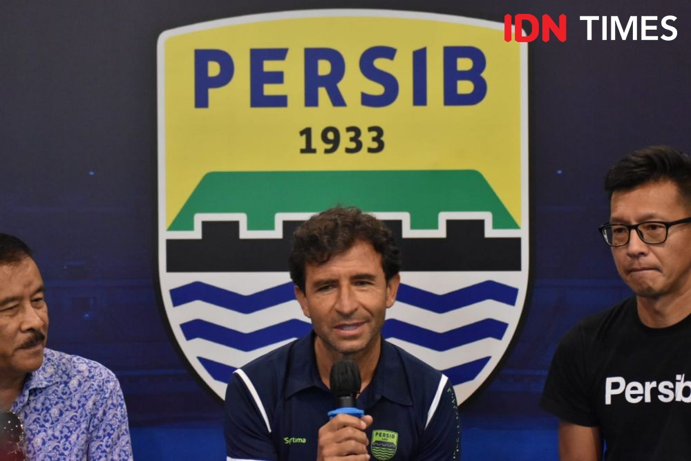 Luis Milla Siap Tangani Persib Bandung Lawan PSM Makassar 