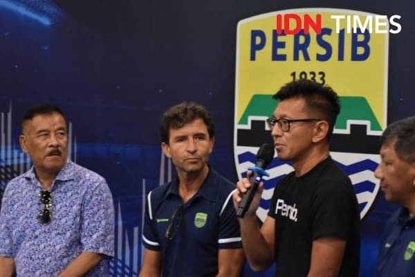 Luis Milla Dikontrak Persib 2 Tahun Dengan Opsi Perpanjangan