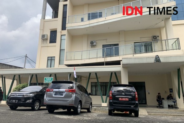 Mobil Penyidik KPK Parkir di Gedung Dekanat FK Unila, Geledah Lagi?