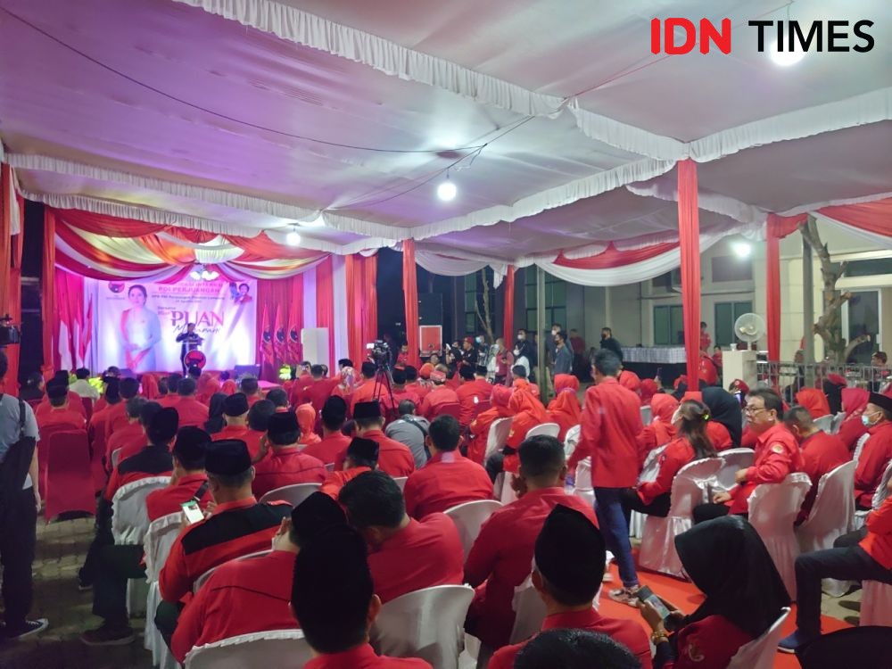 Sambangi Lampung Konsolidasi Internal, Kader PDIP Pekik Puan Presiden
