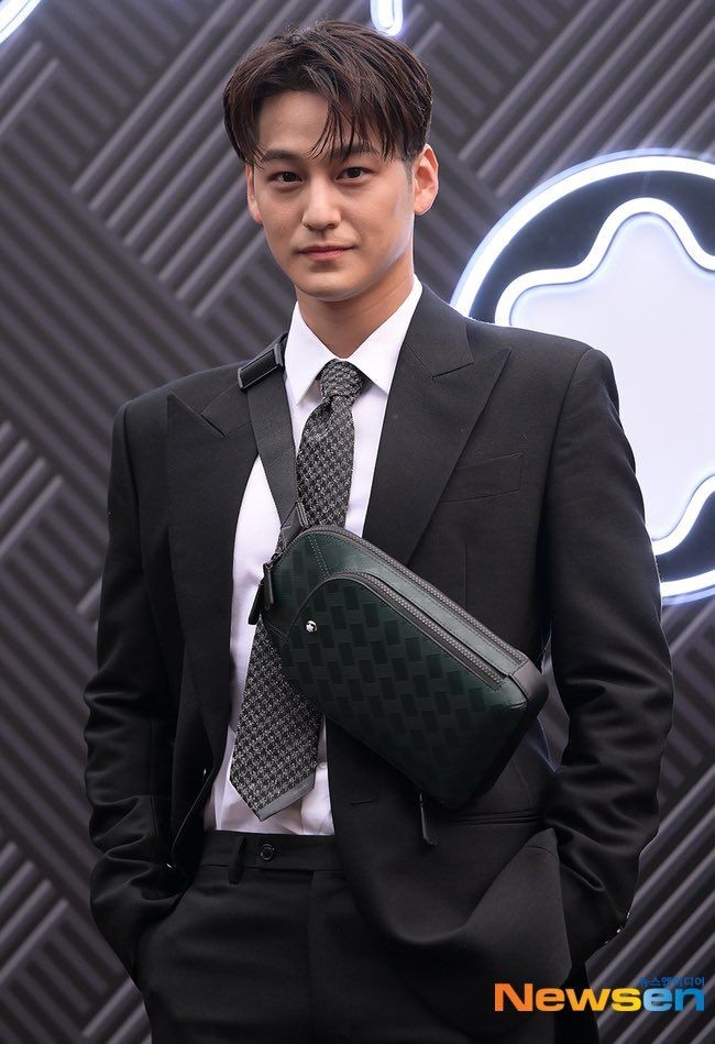 10 Pesona Kim Bum dengan Gaya Rambut Baru, Bikin Jatuh Hati
