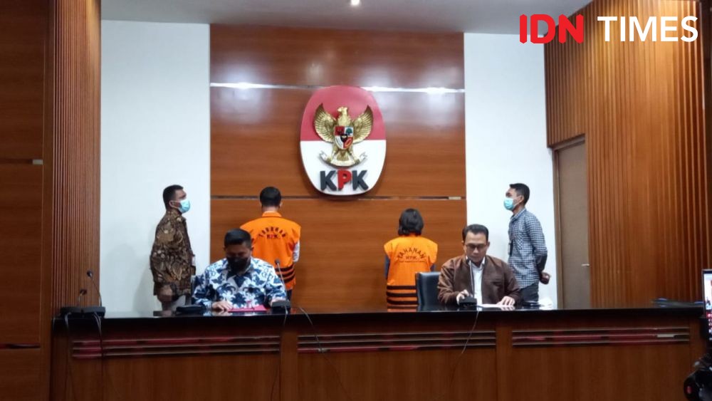 Konsultan Pajak Bank Panin Dan Jhonlin Baratama Ditahan KPK