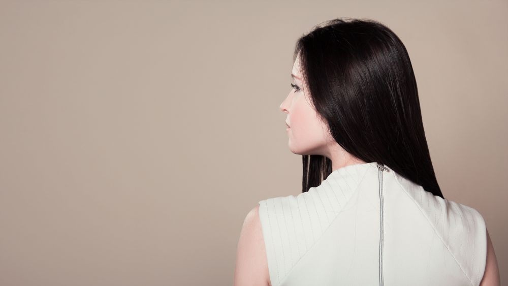7 Cara Bikin Rambut Lebih Tebal Tanpa ke Salon, Praktis!