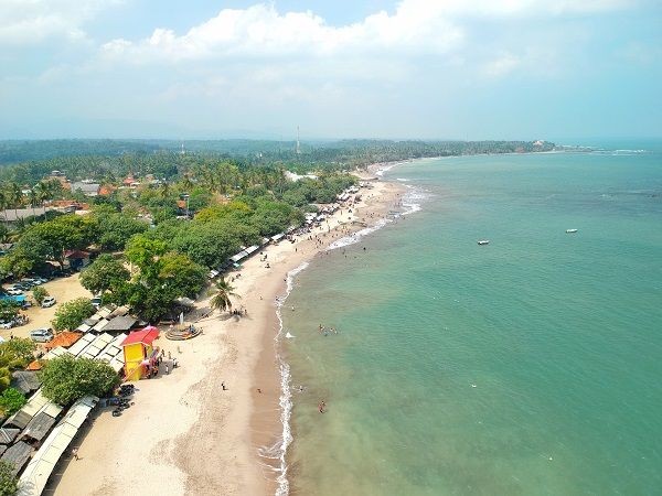 10 Deretan Pantai Anyer yang Bagus dan Cocok untuk Liburan