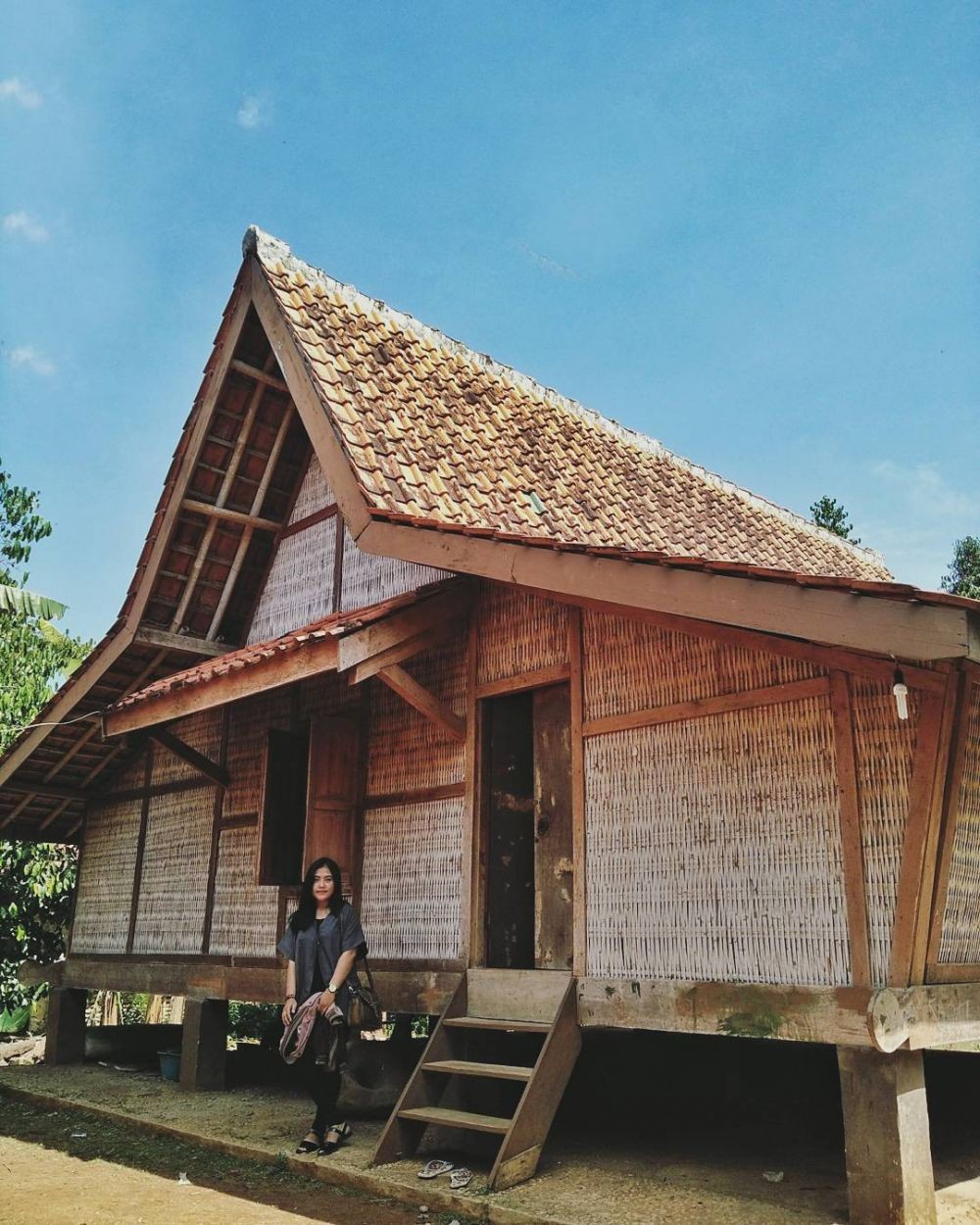 10 Rumah Adat di Indonesia dan Keunikannya, Punya Ciri Khas Sendiri