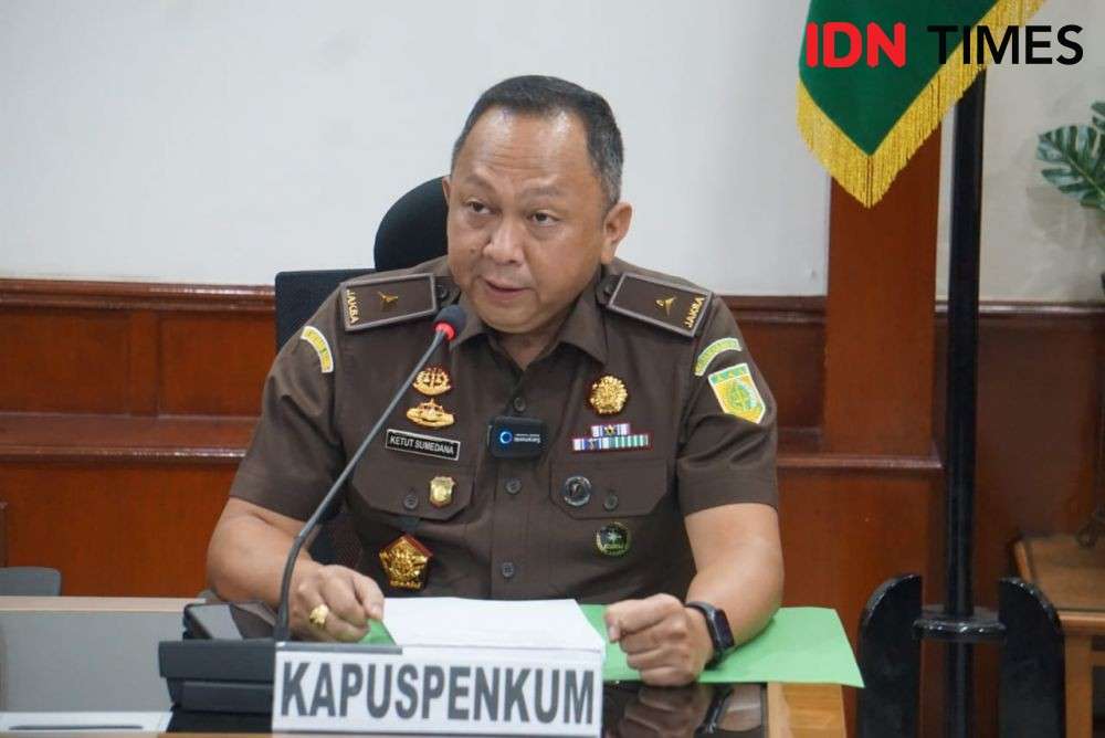 Kejagung Periksa Ketua Komite KADIN Di Kasus Korupsi Kominfo