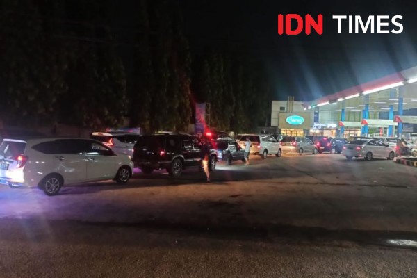 Isu BBM Naik 1 September 2022, Antrean di SPBU Bandar Lampung Mengular