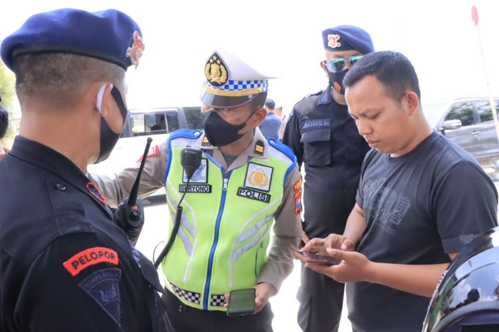 Jelang Seabad PSHT, Polisi Madiun Sterilisasi Jalan Raya 