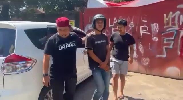 Viral Video Begal Rampas Ponsel Mahasiswi Makassar, Pelaku Ditangkap