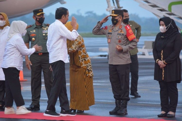Presiden Jokowi dan Airlangga Jadi Saksi Nikah Anak Gubernur Lampung
