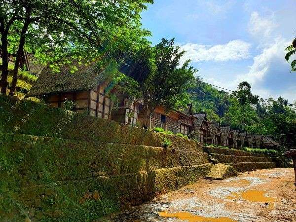 Kampung Adat Ciptagelar: Info Wisata Dan Aturan Masuknya