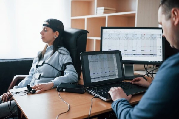 Mengenal Apa Itu Lie Detector, Bagaimana Cara Kerjanya?