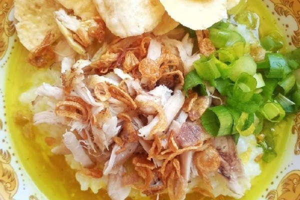 Resep Membuat Bubur Ayam Kuah Kuning, Sarapan yang Sehat dan Lezat