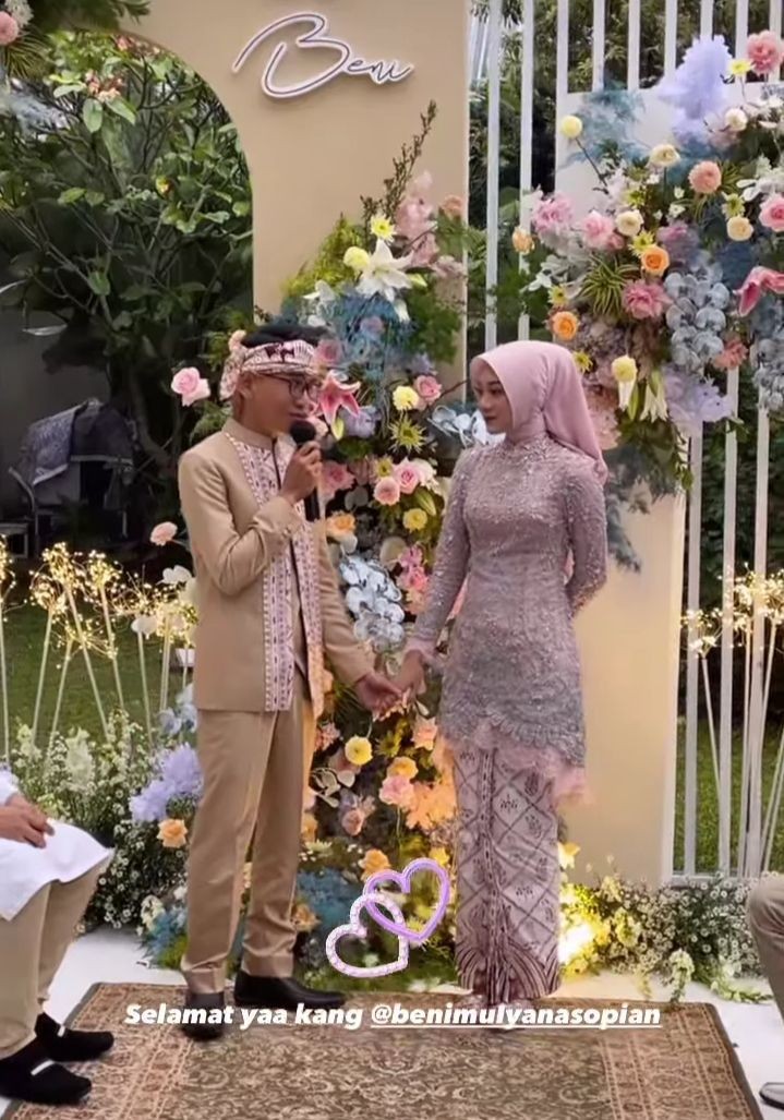 potret pertunangan Beni Mulyana dan Ira Dahlia (instagram.com/abiramzi76)