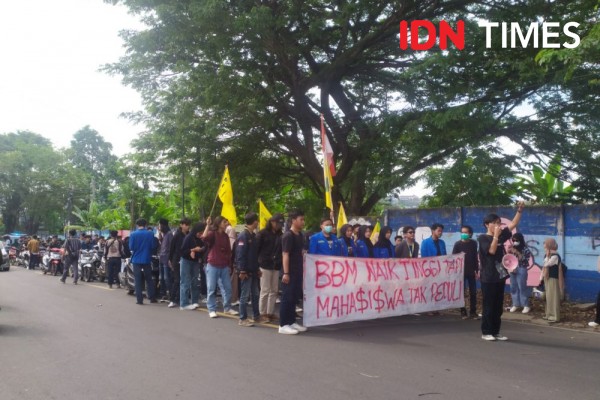 Dorong Motor! Mahasiswa PMII Lampung Kembali Demo Tolak Kenaikan BBM