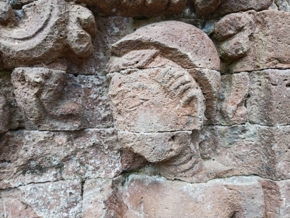 Candi Mirigambar di Tulungagung, Memiliki Relief Kisah Panji