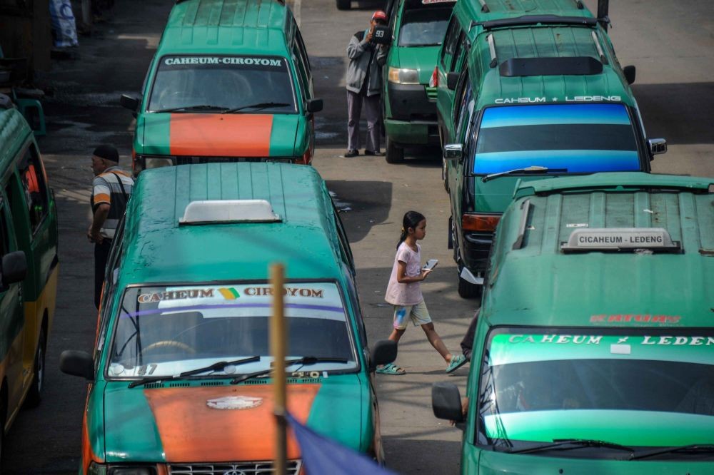 Kopamas: Transportasi Mikrobus di Bandung Harus Gandeng Sopir Angkot