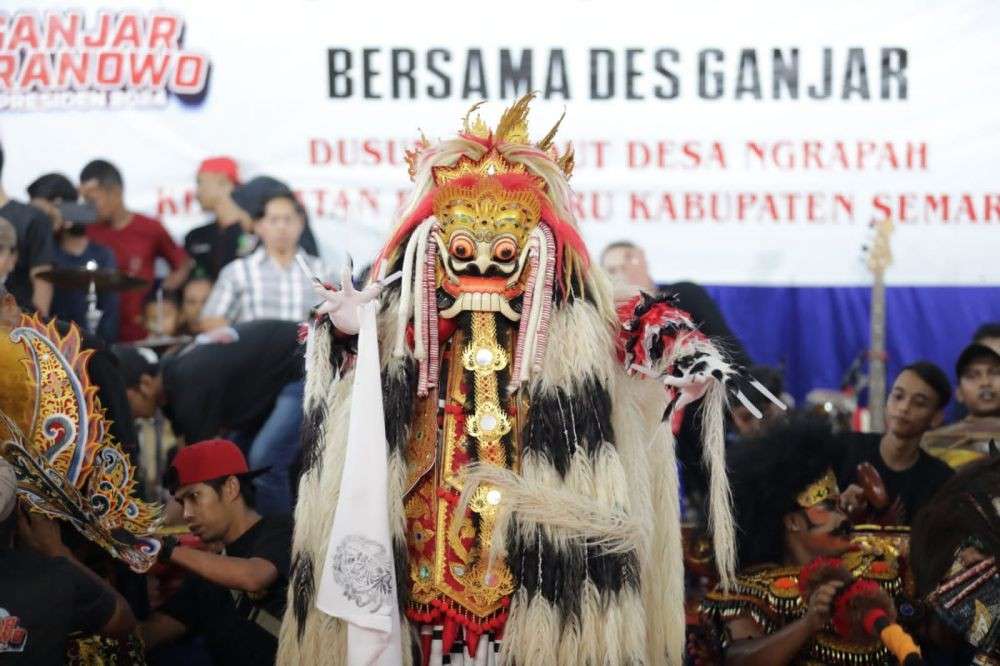 WA-nya Dibalas, Warga Ungaran Mantap Dukung Ganjar Pranowo di Pilpres 2024