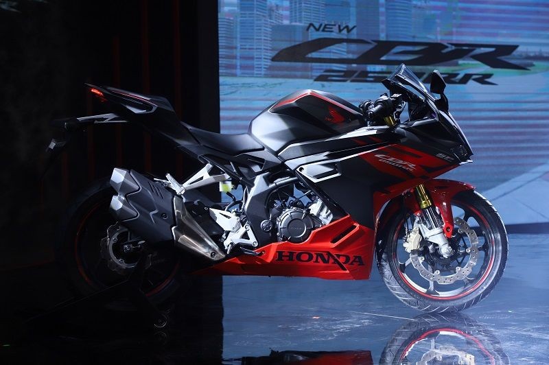 Spesifikasi Dan Fitur Baru Honda New CBR250RR