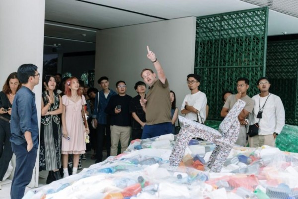 Perdana! Potato Head Pamer Karya di Singapore Design Week