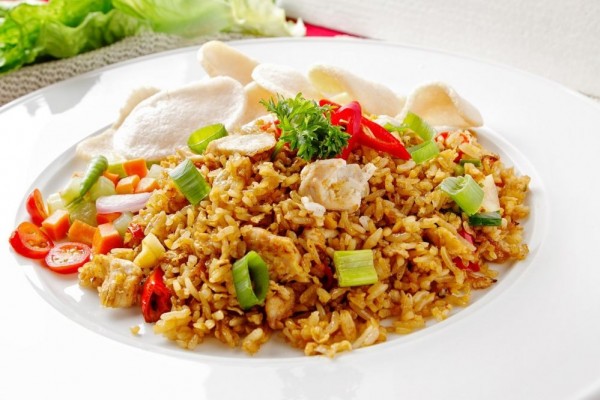 Resep Bikin Nasi Goreng Balado untuk Bekal Sekolah atau Ngantor