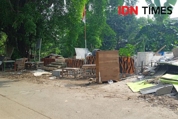 Sempat Tak Tergusur, Markas Ormas di Bekasi Akhirnya Rata dengan Tanah