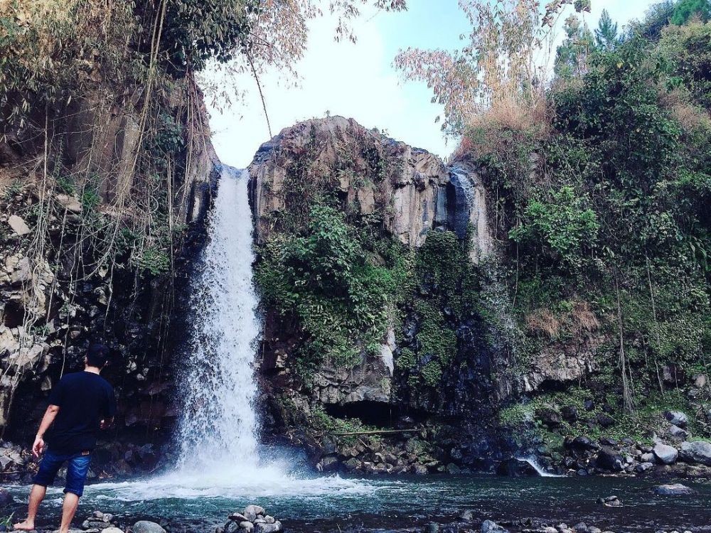 Wisata Air Di Objek Wisata Guci Tegal Sejuk Dan Menyegarkan