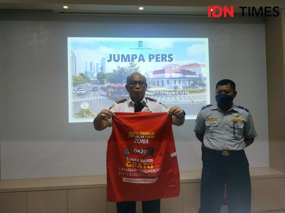 PAD Surabaya dari Retribusi Parkir Bocor karena Jukir Nakal