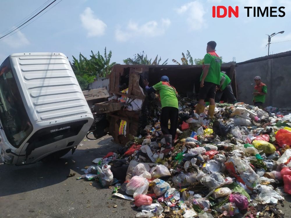 Bandung Darurat Sampah, Pemkot Buat TPS Sementara dekat Stadion GBLA 